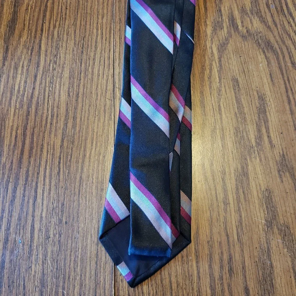 Ketch Men's Diagonal Stripe Black Purple Grey Satin Finish 3 Inch Wide Necktie